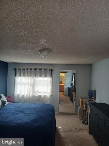 36 EVERGREEN AVE, Broomall, PA 19008