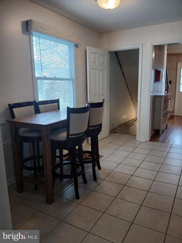 36 EVERGREEN AVE, Broomall, PA 19008