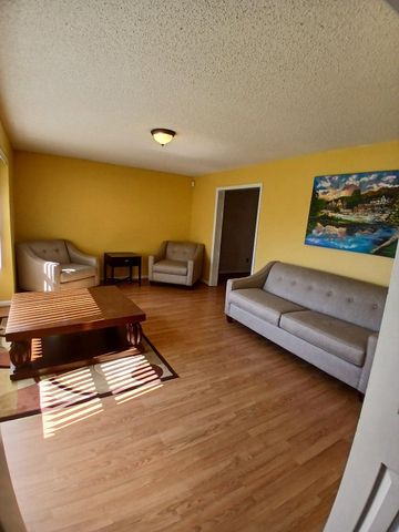 36 EVERGREEN AVE, Broomall, PA 19008