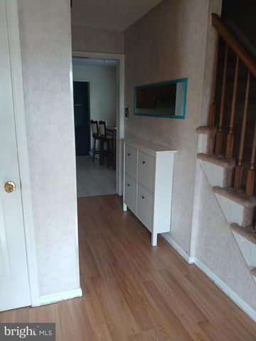 36 EVERGREEN AVE, Broomall, PA 19008