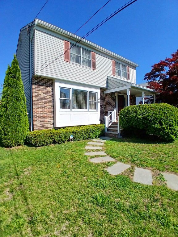 36 EVERGREEN AVE, Broomall, PA 19008
