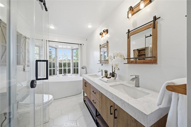 806 Adlena, Fullerton, CA 92833