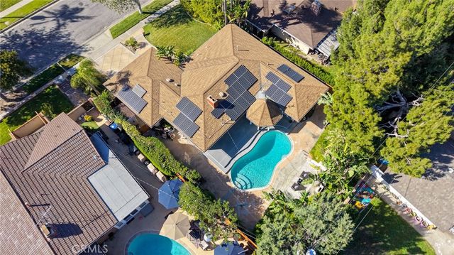 806 Adlena, Fullerton, CA 92833