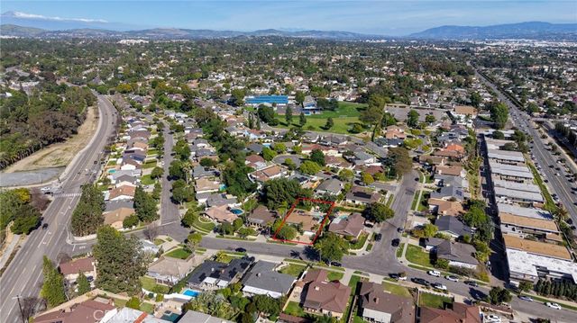 806 Adlena, Fullerton, CA 92833