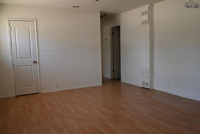 1512 PARKDALE DRIVE, Wichita Falls, TX 76306