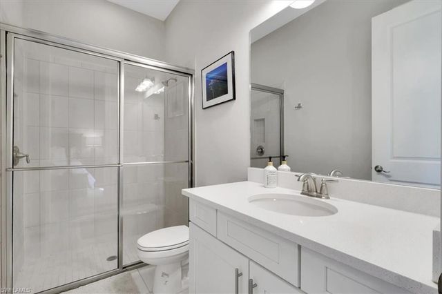 3221 Quilcene LN, Naples, FL 34114