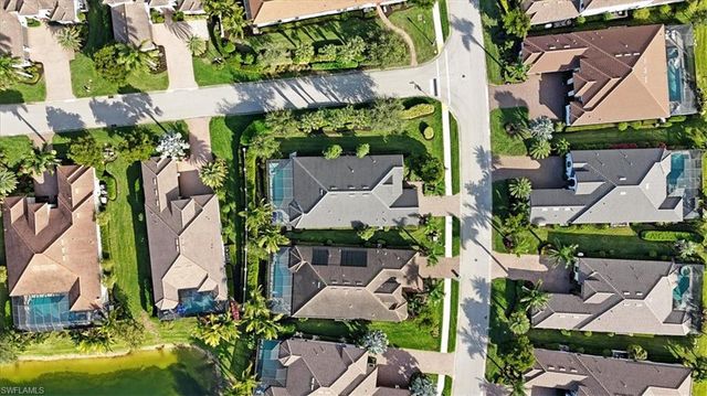 3221 Quilcene LN, Naples, FL 34114