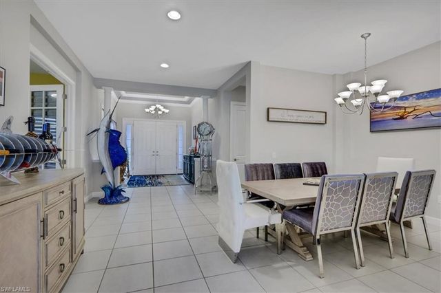 3221 Quilcene LN, Naples, FL 34114