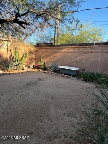5638 E Fairmount Street B, Tucson, AZ 85712