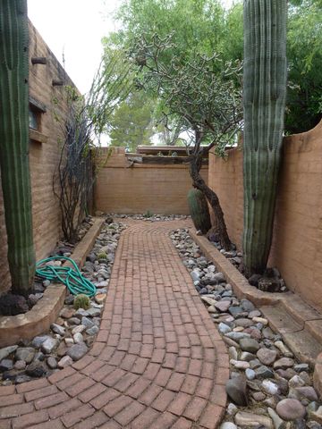 5638 E Fairmount Street B, Tucson, AZ 85712