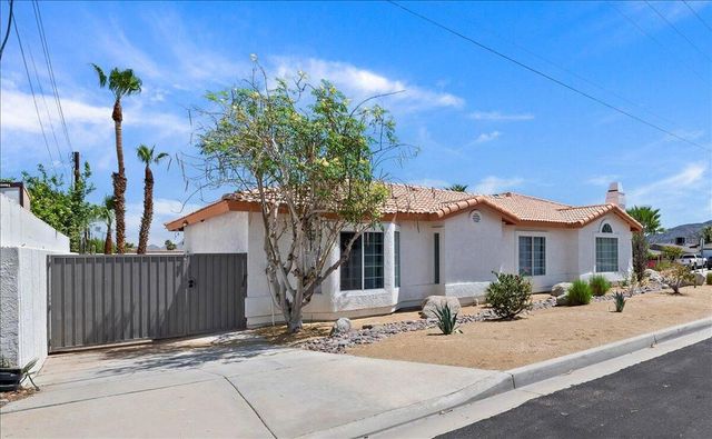 53245 Avenida Martinez, La Quinta, CA 92253