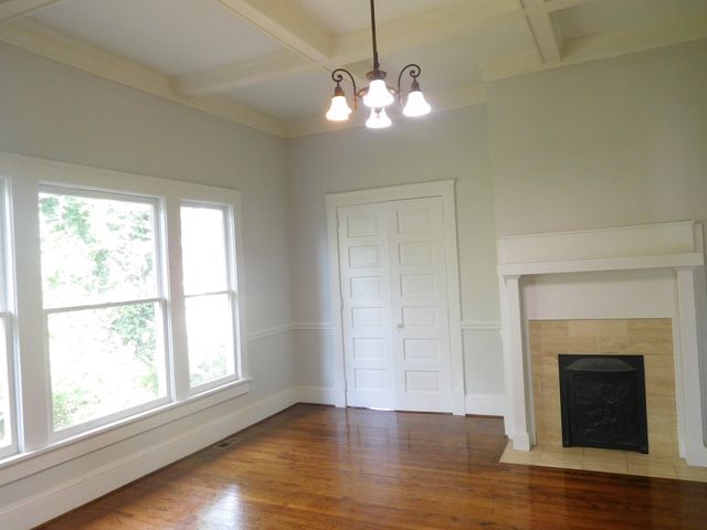 107 Douglas Heights Street, Union, SC 29379