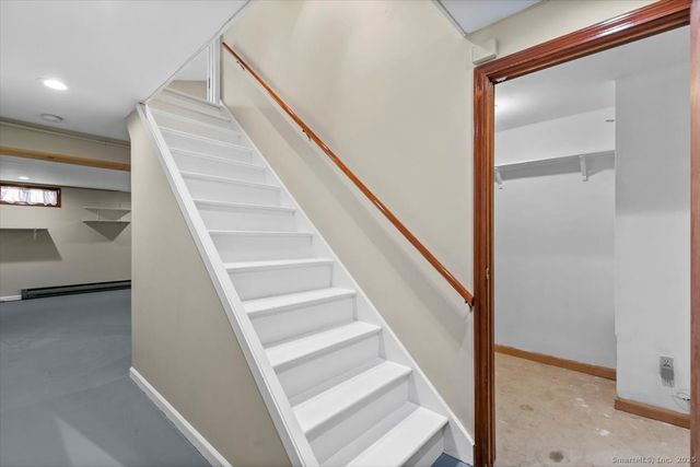 372 Old Rock Road 372, Branford, CT 06405