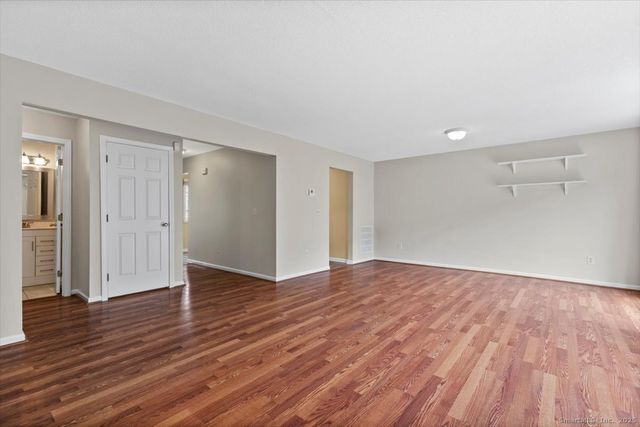 372 Old Rock Road 372, Branford, CT 06405