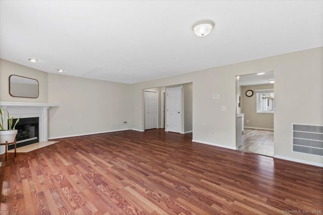 372 Old Rock Road 372, Branford, CT 06405