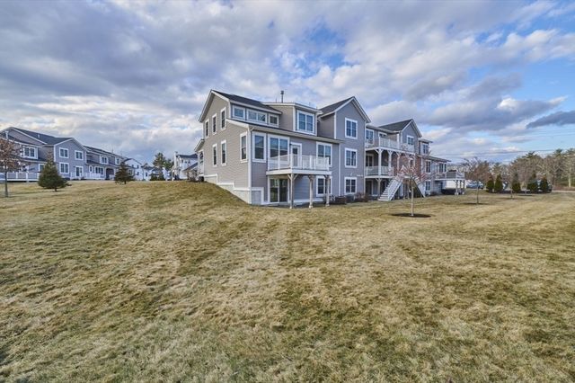 299 Lexington Street 51, Woburn, MA 01801