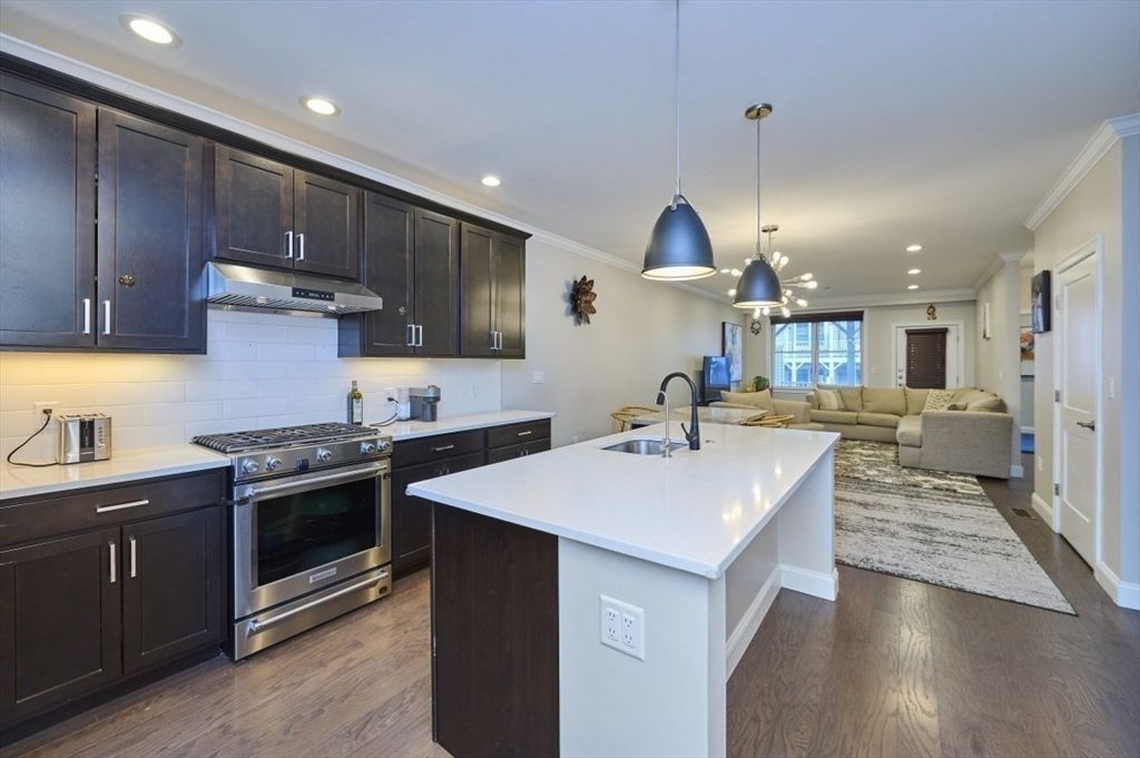 299 Lexington Street 51, Woburn, MA 01801