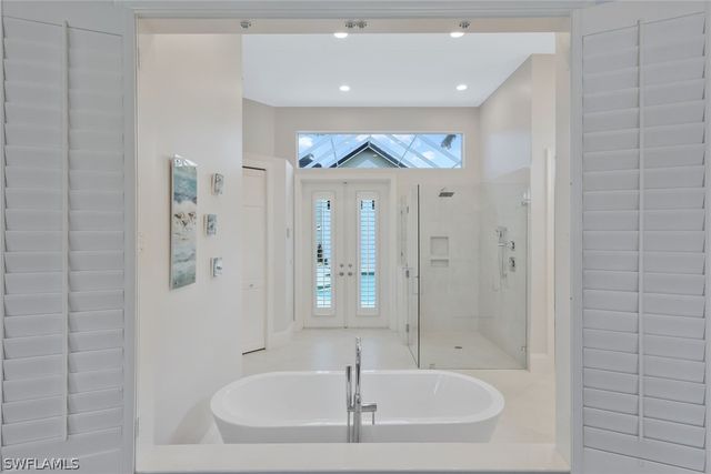 109 Greenfield CT, Naples, FL 34110