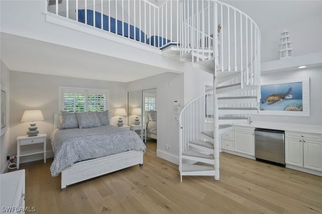 109 Greenfield CT, Naples, FL 34110