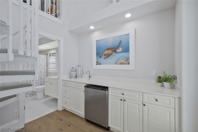 109 Greenfield CT, Naples, FL 34110