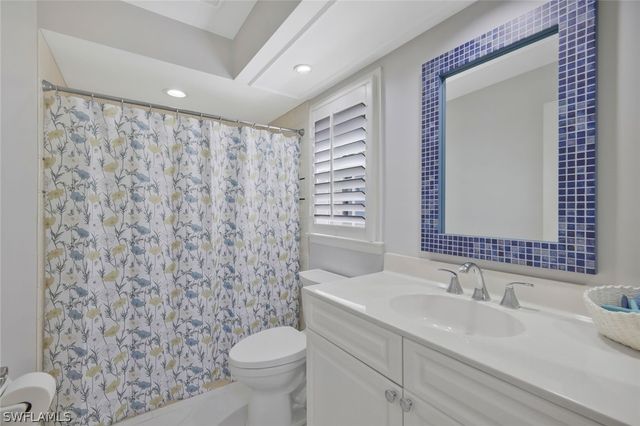 109 Greenfield CT, Naples, FL 34110