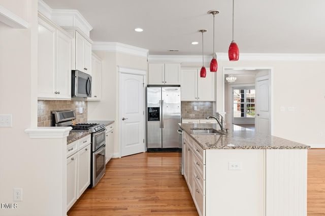 1132 Cozy Oak Avenue, Cary, NC 27519