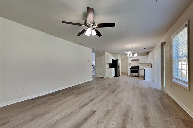 863 Langley View Court, Loganville, GA 30052