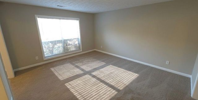 984 POINTERS Way, Lawrenceville, GA 30043