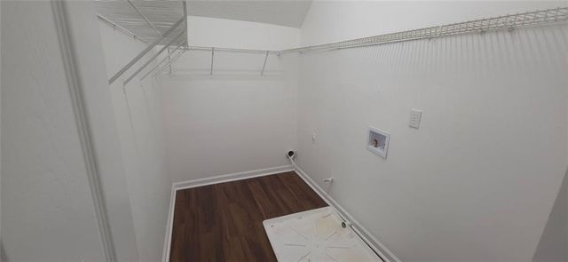 984 POINTERS Way, Lawrenceville, GA 30043