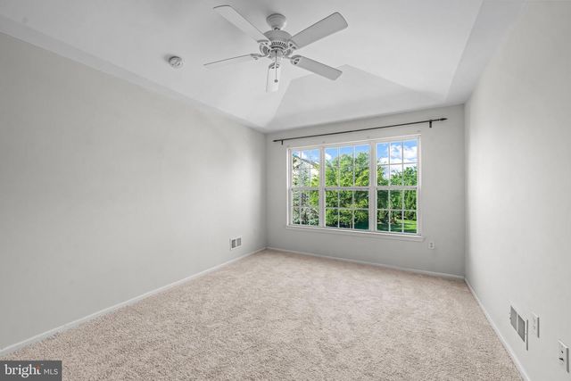 326 HELEN DR, Cinnaminson, NJ 08077