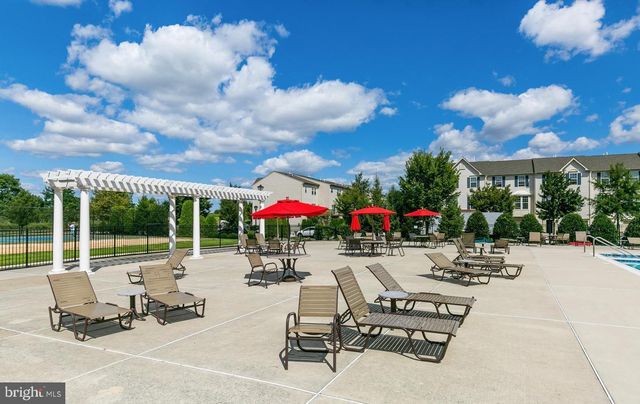 326 HELEN DR, Cinnaminson, NJ 08077