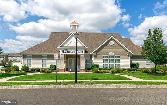 326 HELEN DR, Cinnaminson, NJ 08077