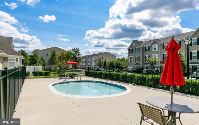 326 HELEN DR, Cinnaminson, NJ 08077