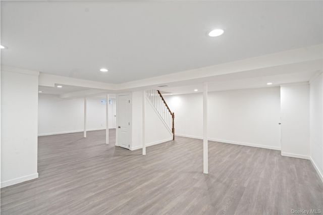 16 Smith Street, Hicksville, NY 11801