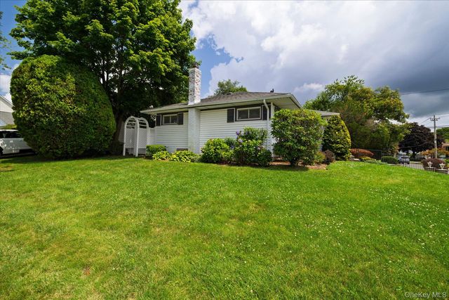 3695 Waverly Avenue, Seaford, NY 11783