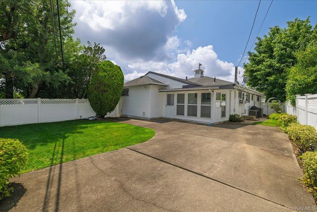 3695 Waverly Avenue, Seaford, NY 11783