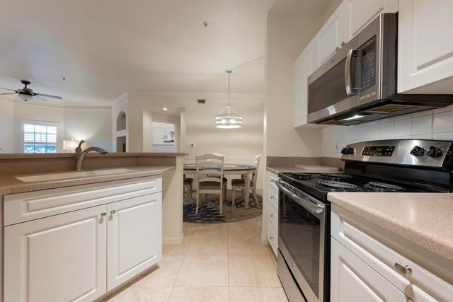 5180 NORTHRIDGE ROAD 103, Sarasota, FL 34238