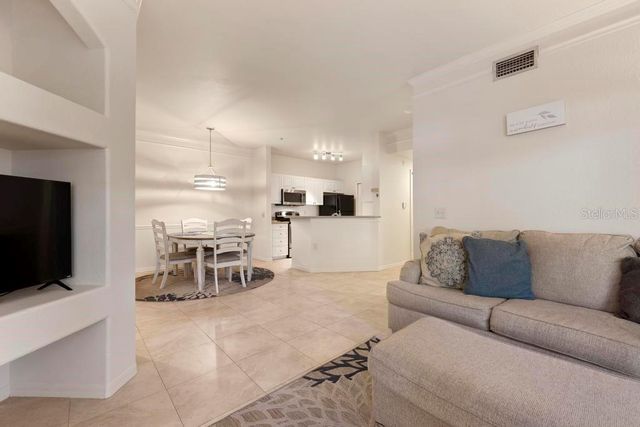 5180 NORTHRIDGE ROAD 103, Sarasota, FL 34238