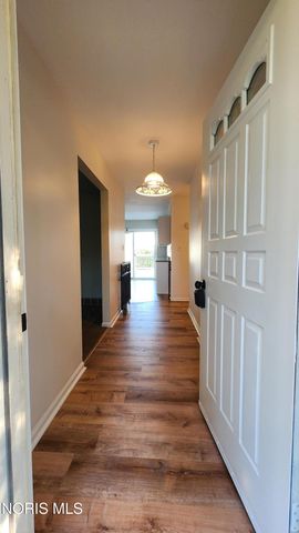 10521 Eckel Junction Road, Perrysburg, OH 43551