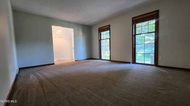 10521 Eckel Junction Road, Perrysburg, OH 43551