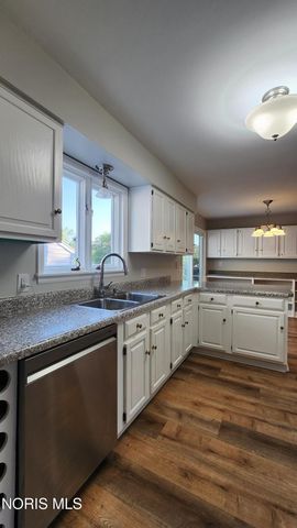 10521 Eckel Junction Road, Perrysburg, OH 43551