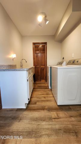 10521 Eckel Junction Road, Perrysburg, OH 43551