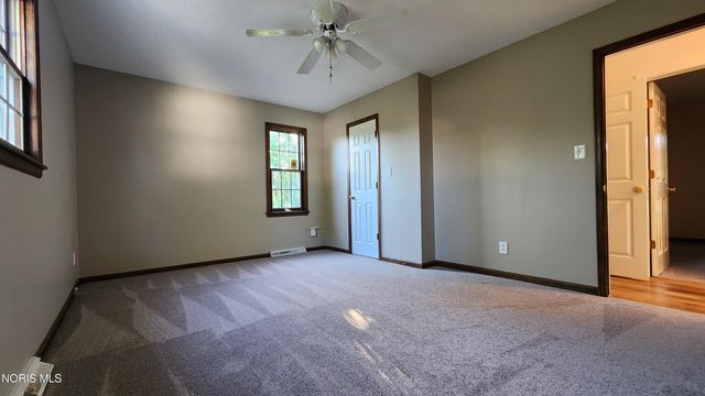 10521 Eckel Junction Road, Perrysburg, OH 43551
