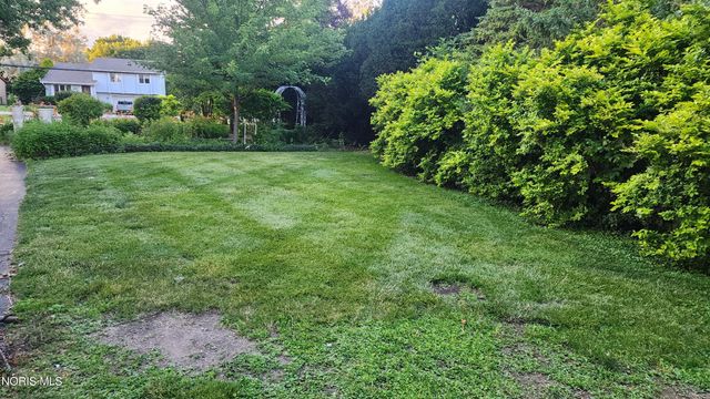 10521 Eckel Junction Road, Perrysburg, OH 43551