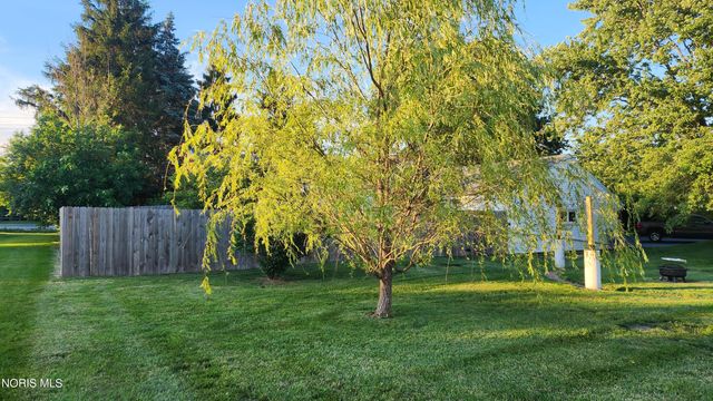 10521 Eckel Junction Road, Perrysburg, OH 43551