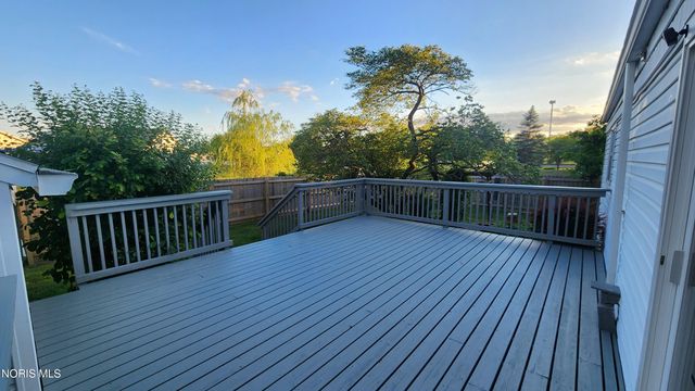 10521 Eckel Junction Road, Perrysburg, OH 43551