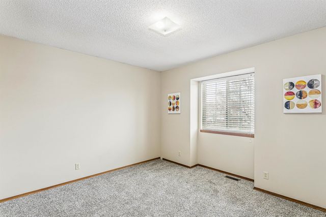 7401 E Brookview Cir, Wichita, KS 67226