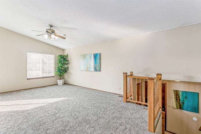 7401 E Brookview Cir, Wichita, KS 67226