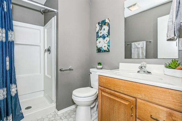 7401 E Brookview Cir, Wichita, KS 67226