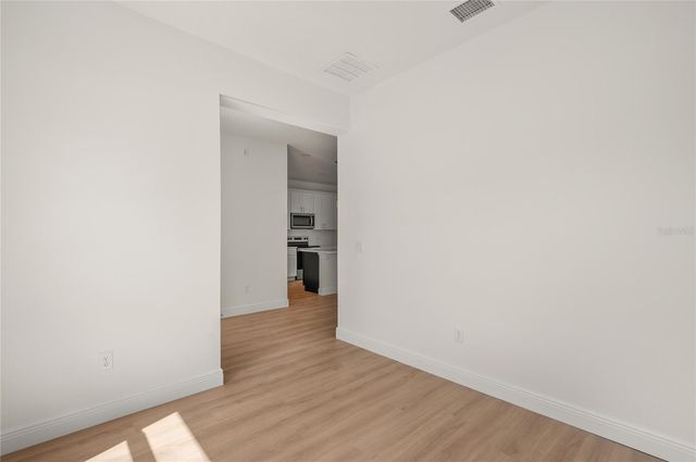 140 11TH AVENUE, Osteen, FL 32764